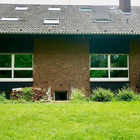 Helle Kellerwohnung Im Gruenen Mit Sauna Colónia Exterior foto