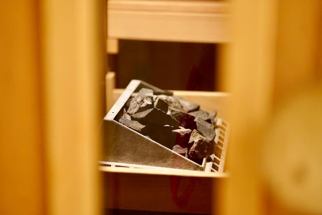 Helle Kellerwohnung Im Gruenen Mit Sauna Colónia Exterior foto
