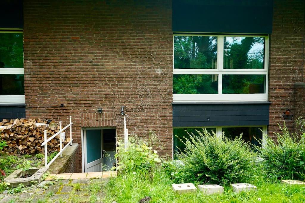 Helle Kellerwohnung Im Gruenen Mit Sauna Colónia Exterior foto
